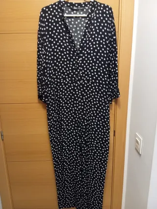 Mono marca Zara lunares talla M
