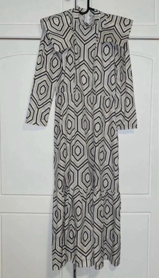 Vestido hombreras talla XS