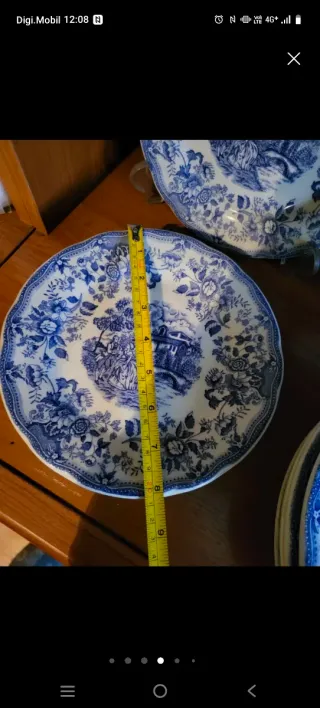 Juego de platos de cerámica azul y blanco