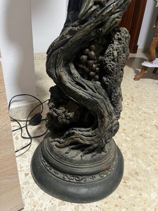 Lámpara Tiffany con figuras de querubines