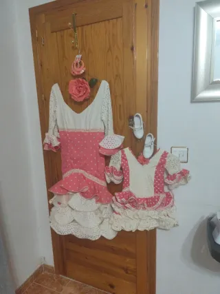 Trajes Flamenca Madre e Hija . 1 puesta!