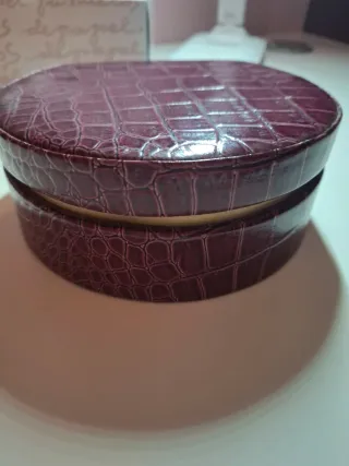 Joyero ovalado morado