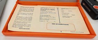 Cámara Agfa Agfamatic Pocket con estuche