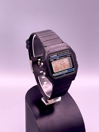 Casio W-14 Vintage Digital 50M Japan