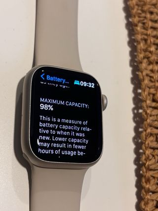 Apple Watch S8 + 3 correas