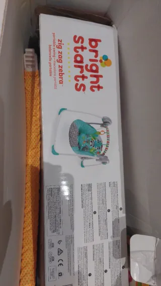 Mecedora Portátil Bright Starts Zig Zag Zebra