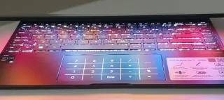 PORTATIL TACTIL OLED