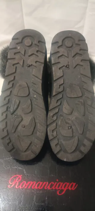 Stivali neri con pelliccia usati poco come nuovi