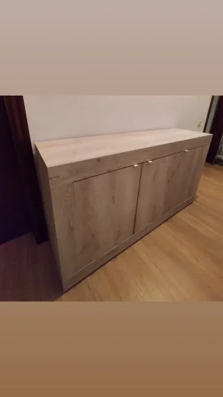 Mueble de almacenaje de madera