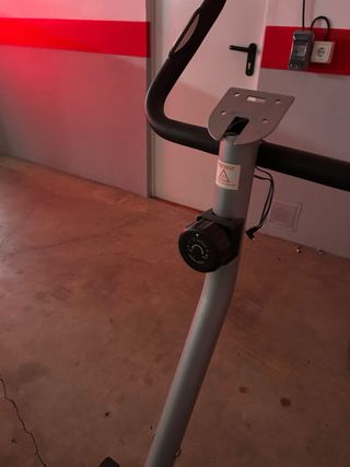 Bicicleta Estática BH Astra Fitness