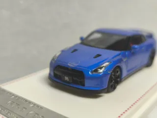 Nissan GT-R R35 Azul - Focal Horizon