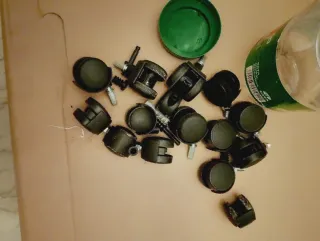 Set 12 Ruote Girevoli Nere