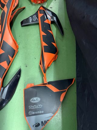 Plástica KTM TPI