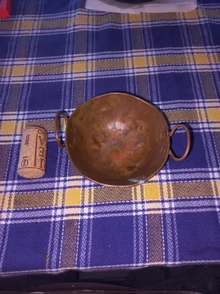 Olla pequeña de cobre con asas de 9 cm