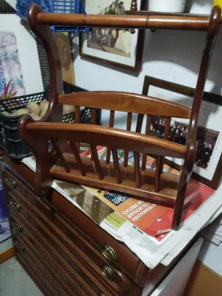 Revistero nuevo Monforte de Lemos madera maciza lo