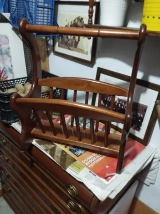 Revistero nuevo Monforte de Lemos madera maciza lo