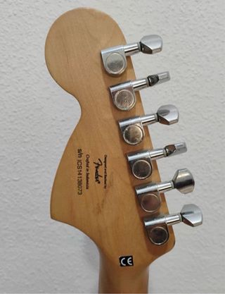 Pack Guitarra Fender Squier + Marshall