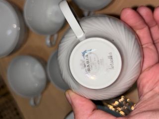 Juego de porcelana fina Irabia con oro