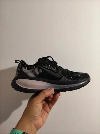 T38,5 Nike Vomero 18