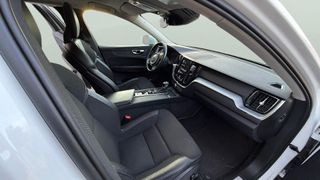 Volvo XC60 D4 Momentum Auto 140 kW (190 CV)