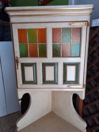 Mueble esquinero madera y cristal