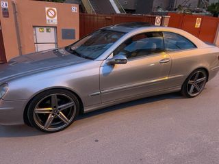 Mercedes-Benz  CLK 2004