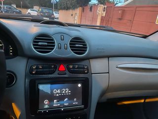 Mercedes-Benz  CLK 2004