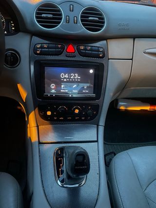 Mercedes-Benz  CLK 2004