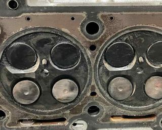 Culata r6280160801 mercedes-benz clase 4.0 137190