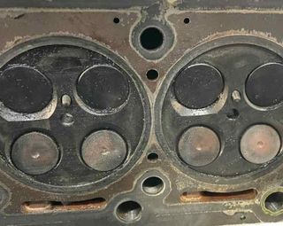 Culata r6280160801 mercedes-benz clase 4.0 137190