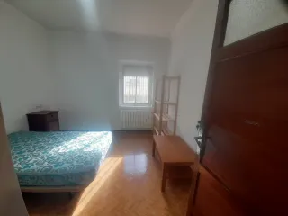 Se Alquila Habitacion