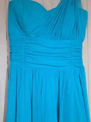 Vestido corto elegante de fiesta