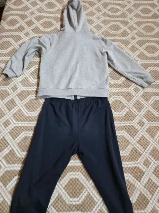 Conjunto chándal niño John Smith gris