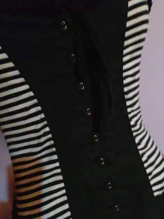 Vestido estilo Circus rayas blanco y negro