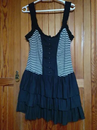 Vestido estilo Circus rayas blanco y negro