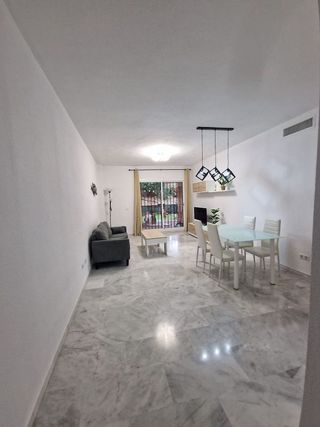 Piso en alquiler en Cabo Pino - Reserva de Marbella en Marbella