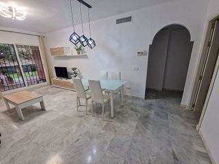 Piso en alquiler en Cabo Pino - Reserva de Marbella en Marbella