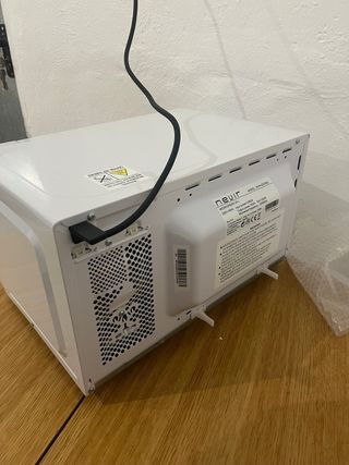 Microonde Nevir Bianco