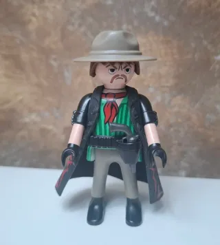 Playmobil custom pistolero