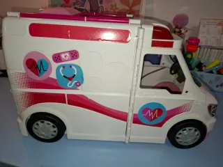 Ambulancia Barbie