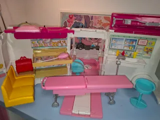 Ambulancia Barbie