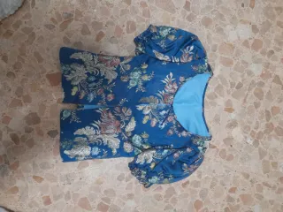 Traje de fallera azul y dorado