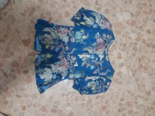 Traje de fallera azul y dorado