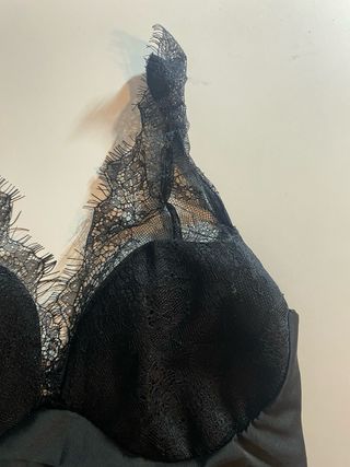 Corpiño de encaje negro