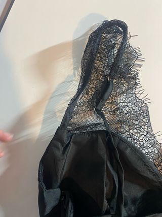 Corpiño de encaje negro