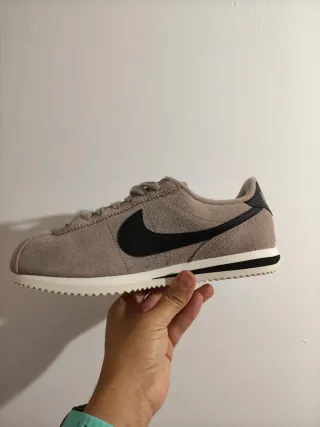 T42 Nike Cortez marrones