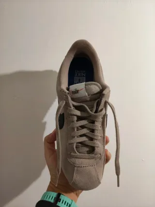 T42 Nike Cortez marrones