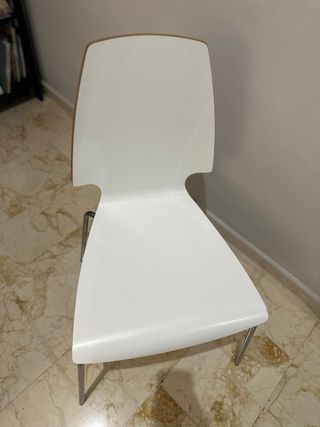 Juego de 4 Sillas de comedor en perfecto estado