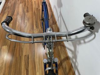 Bicicleta antigua cadete azul