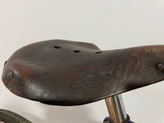 Bicicleta antigua cadete azul